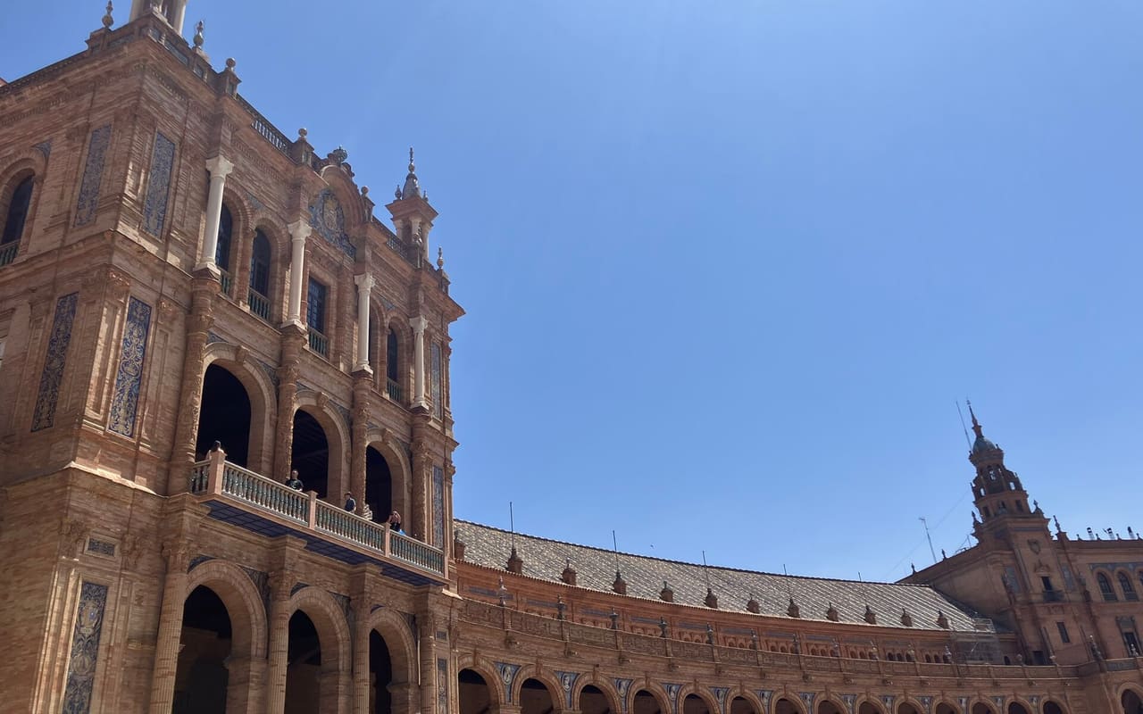 AP Spanish Language and Culture dersi kapak görseli