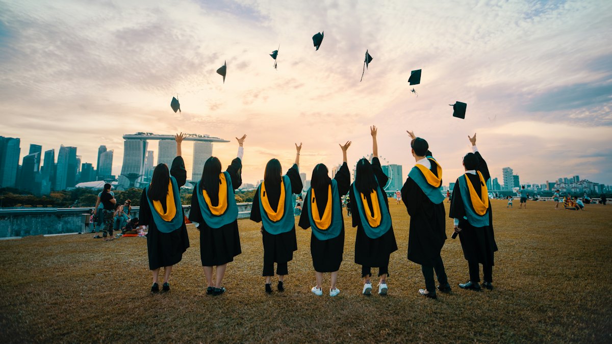 AP Capstone Diploma Programı Hakkında dersi kapak görseli